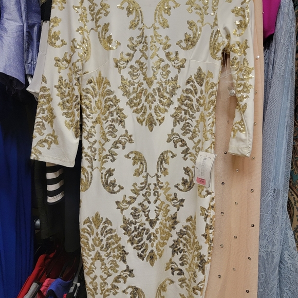 White dress with gold sequin - Picture 2 of 5